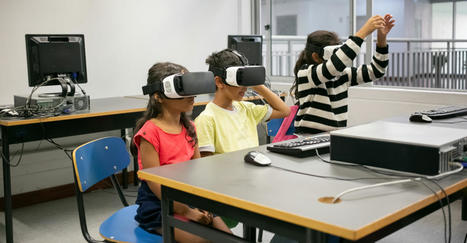 E-Learning - Digital Technology in Schools - Distance Learning 