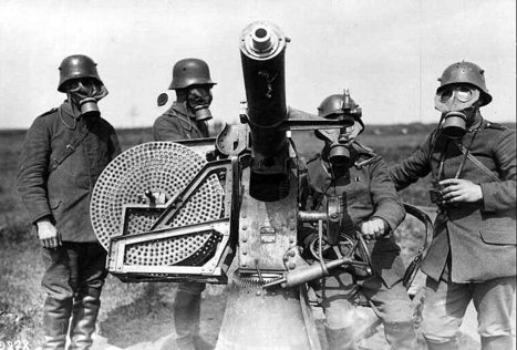 J.T. de France 2 : un parapente aurait menac&eacute; la s&ucirc;ret&eacute; nationale (avec vid&eacute;o) - Acrimed | Action Critique M&eacute;dias | Chronique des Droits de l'Homme | Scoop.it