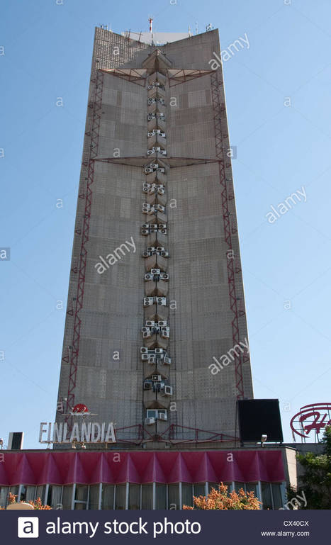 The Salesforce Tower: A Blight On The San Francisco Skyline - J.Thomas/BlackHorseMedia | ED 262 Institutional Discrimination | Scoop.it