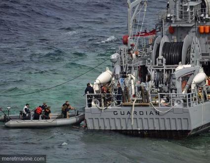 L’USS Guardian toujours planté sur son récif aux Philippines | Mer et Marine | DEFENSE NEWS | Scoop.it