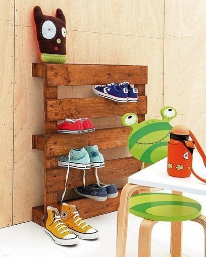 The Most Simple Pallet Shoe Rack | 1001 Recycling Ideas ! | Scoop.it