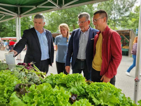 Cette collectivité de Vendée déploie une politique agricole pour maintenir son agriculture locale - Actu.fr | Agriculture en Pays de la Loire | Scoop.it