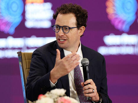 Anthropic pregunta a Claude si ya es consciente y la respuesta dice mucho del futuro que nos aguarda | Mi Caj&oacute;n de Ideas | Scoop.it