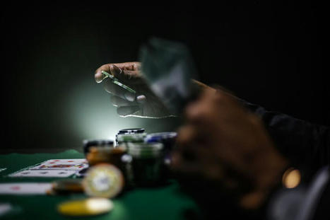 Le suplantaron su identidad en una casa de apuestas y acabó debiendo dinero a Hacienda. Todo por enviar una fotografía de su DNI | Artículos CIENCIA-TECNOLOGIA | Scoop.it