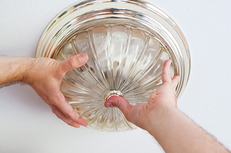 Plafoniere Soffitto Fai Da Te : Come rimuovere una plafoniera fai da te hobby