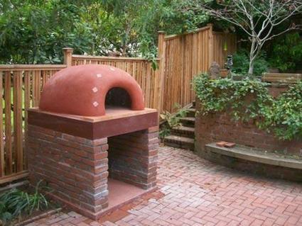 Outdoor: How To Building An Outdoor Pizza Oven In Patio With Simple And Good Design For Home Pizza Oven | Outdoor Kitchen | Scoop.it