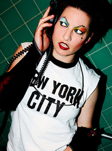 D.I.Y. Heroine Amanda Palmer Signs With Indie Label Cooking Vinyl - hypebot | New Music Industry | Scoop.it