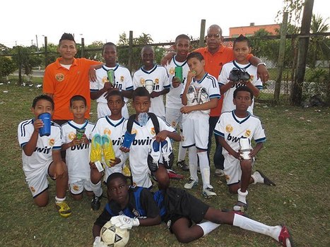 BNE Donates Football Gear | Cayo Scoop!  The Ecology of Cayo Culture | Scoop.it