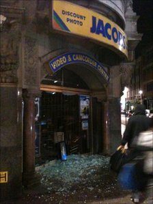Youths attack shops in Leicester | Leicester | Scoop.it