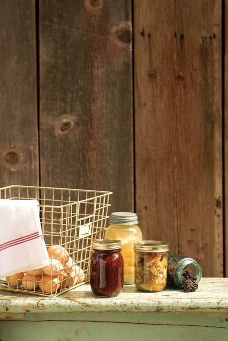 Vintage Green: Live Simply and Save Money With Age-Old Wisdom | Vintage Living Today For A Future Tomorrow | Scoop.it