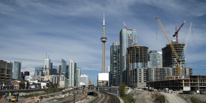 Nearly Half Of Canada's Industries Are Shrinking | Financial Markets Report  - Transforming Money Into Wealth | Scoop.it