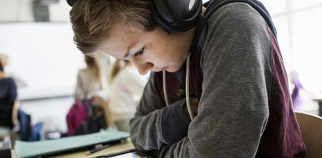 The &lsquo;one chatbot per child&rsquo; model for AI in classrooms conflicts with what research shows: Learning is a social process | Educational Technology News | Scoop.it