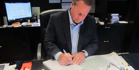 Why CEO writes 9,200 employee birthday cards a year | Chief People Officers | Scoop.it