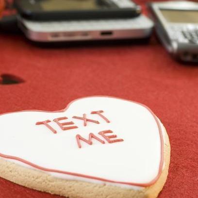 Tech Etiquette to Remember for Valentine's Day | Communications Major | Scoop.it