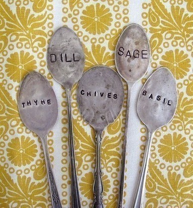 Vintage spoons as plant markers | Upcycled Garden Style | Scoop.it