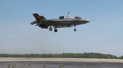 Video: F-35B Conducts First Ever Vertical Take Off | DEFENSE NEWS | Scoop.it
