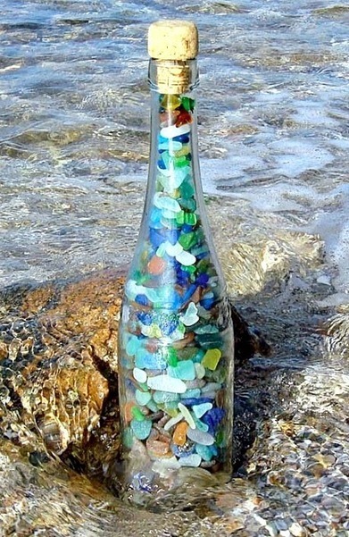 Top Decorating Ideas with Bottles | Recycling Bottles for Coastal & Beach Decor | Beachy Keen | Scoop.it