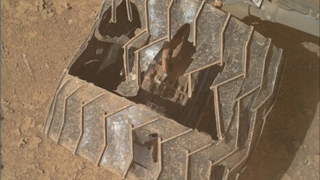 Mars : apr&egrave;s 14 ans sur la plan&egrave;te, les roues du rover Curiosity de la NASA sont en piteux &eacute;tat (vid&eacute;o) | AERONAUTIQUE NEWS - AEROSPACE POINTOFVIEW - AVIONS - AIRCRAFT | Scoop.it