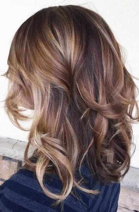 70 Balayage Hair Color Ideas with Blonde, Brown and Caramel Highlights | Kapsels voor vrouwen | Scoop.it
