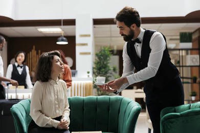 The high 5 of high return hospitality: Elevating guest experience, employee satisfaction, and profit margins | By Terrie O’Hanlon | Customer service in tourism | Scoop.it