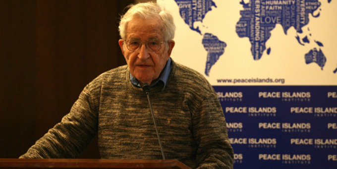 Chomsky: Syrian al-Nusra main recipient of Turkish aid - Today's Zaman | real utopias | Scoop.it