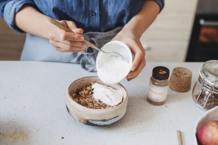 Greek Yogurt vs. Cottage Cheese: Which High-Protein Snack Is Healthiest? | The Health Report | Scoop.it