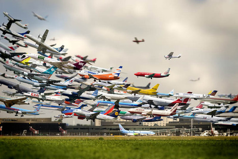 Striking Multiple Exposure Shot of Takeoffs at Hannover Airport | Photography Gear News | Scoop.it