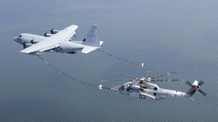 Sikorsky CH-53K heavy-lift helicopter demonstrates successful air refueling tests with KC-130J tanker aircraft | Schwerer Transporthubschrauber- STH - CH-53K | Scoop.it