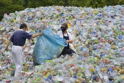 La Croix / AFP : "Pourquoi le Sénat a rejeté la consigne des bouteilles plastiques | Ce monde à inventer ! | Scoop.it