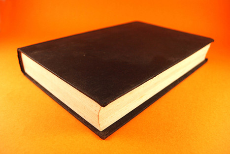 How to Turn an Old Book Into a Clock | Creativity in the School Library | Scoop.it