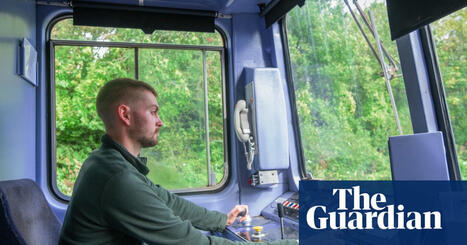 Minimum age for train drivers to be lowered to 18 in Great Britain | Rail industry | The Guardian | Microeconomics: IB Economics | Scoop.it