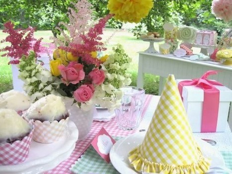 Oh One Fine Day: TEA PARTIES and LITTLE GIRLS | Candy Buffet Weddings, Favors, Events, Food Station Buffets and Tea Parties | Scoop.it