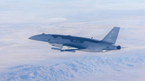 F-22 Controls Collaborative Combat Aircraft In Flight For The First Time | DEFENSE NEWS | Scoop.it