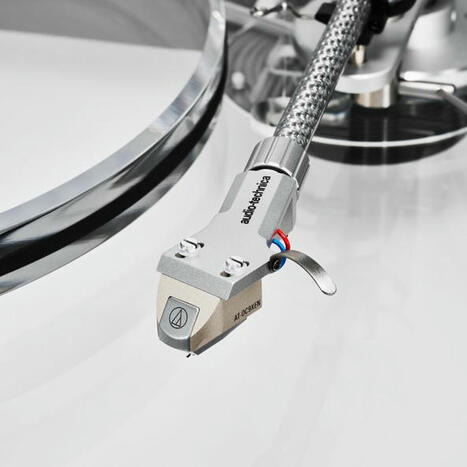 Platine vinyle Audio-Technica AT-LPA2 : le luxe audiophile en toute transparence | ON-TopAudio | Scoop.it