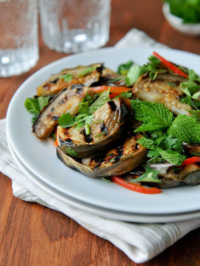 Thai-style Grilled Eggplant Salad | Yum Makeua | ยำมะเขือ - Rachel Cooks Thai | The Asian Food Gazette. | Scoop.it