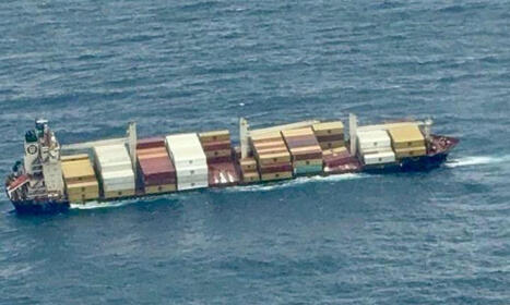 Salvage deadline looms for MSC Elsa 3 amid oil spill fears / le 17.06.2025 | Pollution accidentelle des eaux (+ déchets plastiques) | Scoop.it