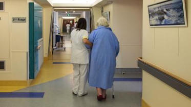 H&ocirc;pitaux-cliniques : l&eacute;g&egrave;re baisse du nombre de lits en 2024 | Solidarit&eacute;s | Scoop.it