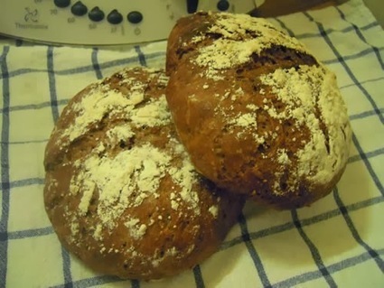 touche-à-tout: Landhaus-Brot mit Sauerteig | Alles rund ums Brot! Kaufen, backen, essen | Scoop.it