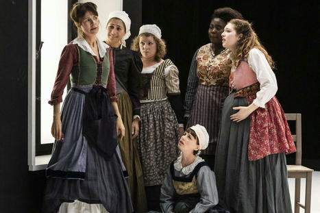 Théâtre : « Le Firmament », le huis clos haletant de douze femmes en colère | Revue de presse théâtre | Scoop.it