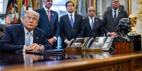 Trump’s 'unusual government intervention' is putting American taxpayers 'at risk': experts - AlterNet | Backstabber Watch | Scoop.it