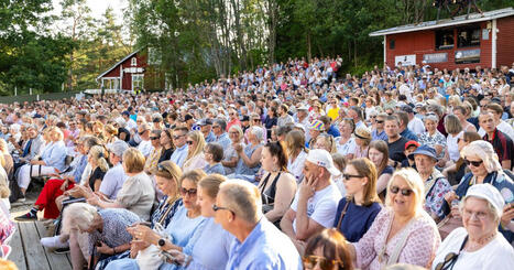 Vinterkriget, k&auml;rlek och filmglamour &ndash; Raseborgs sommarteater s&auml;tter upp nyskriven pj&auml;s | V&auml;stnyland | A1Uutiset | Scoop.it