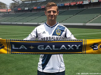 Robbie Rogers to Become First Openly Gay Major League Soccer Player | PinkieB.com | LGBTQ+ Life | Scoop.it