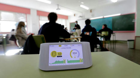 Más de cien científicos reclaman cambiar la prevención del coronavirus en España y centrarse en el contagio por inhalación | aal66 | Scoop.it