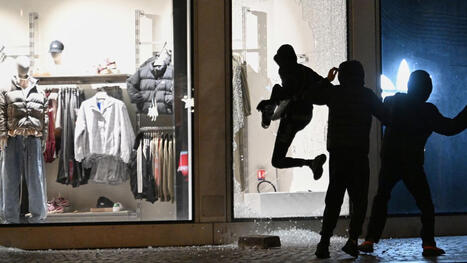 Lyxbutiker plundrade i Paris | A1Uutiset | Scoop.it
