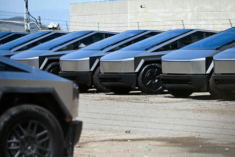 Tesla reveals ‘insane’ drop in value of Cybertruck as 10,000 go unsold - The Independent | Backstabber Watch | Scoop.it