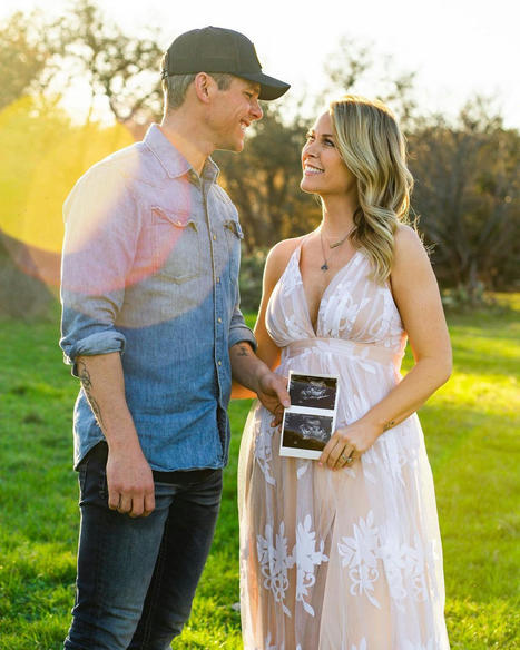 Granger Smith Reveals The Name Of His New Baby | Name News | Scoop.it