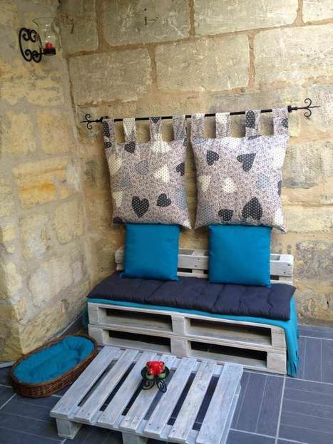Terrace Cosy Corner Made Out Of Pallets | 1001 Pallets ideas ! | Scoop.it