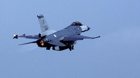 Taiwanese F-16 Crashes at Sea During Night Operations | DEFENSE NEWS | Scoop.it