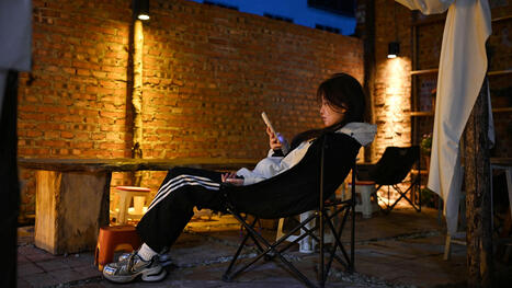 Lying flat in 2025: Chinese youth choose slow life over big city hustle | Jing Daily | Chinese Travellers | Scoop.it