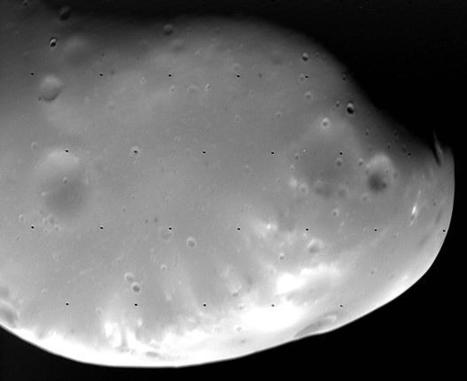 Deimos: A Small Martian Moon - APOD.NASA.gov | Apollyon | Scoop.it
